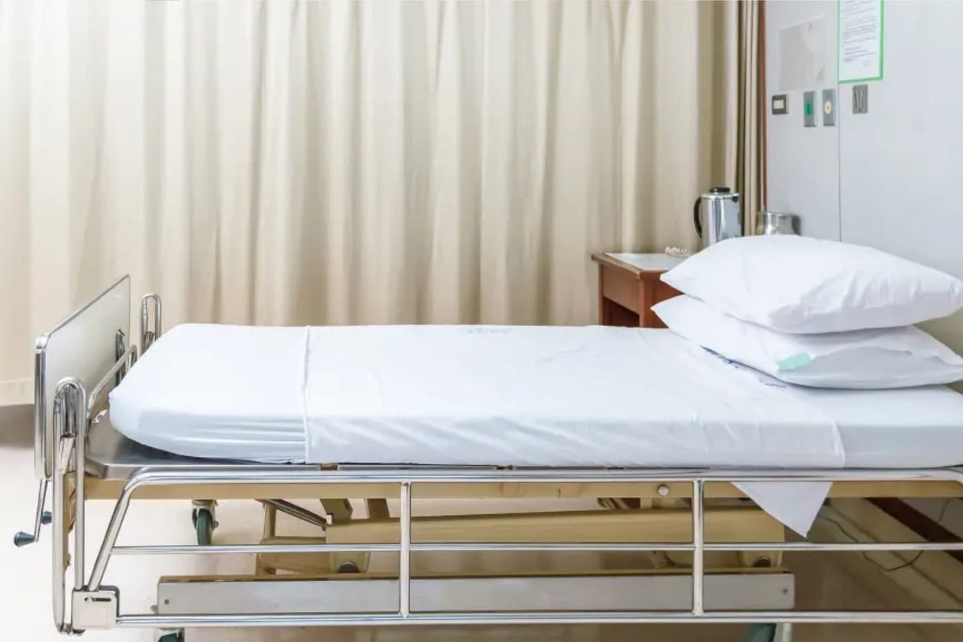 White hospital-grade sheeting