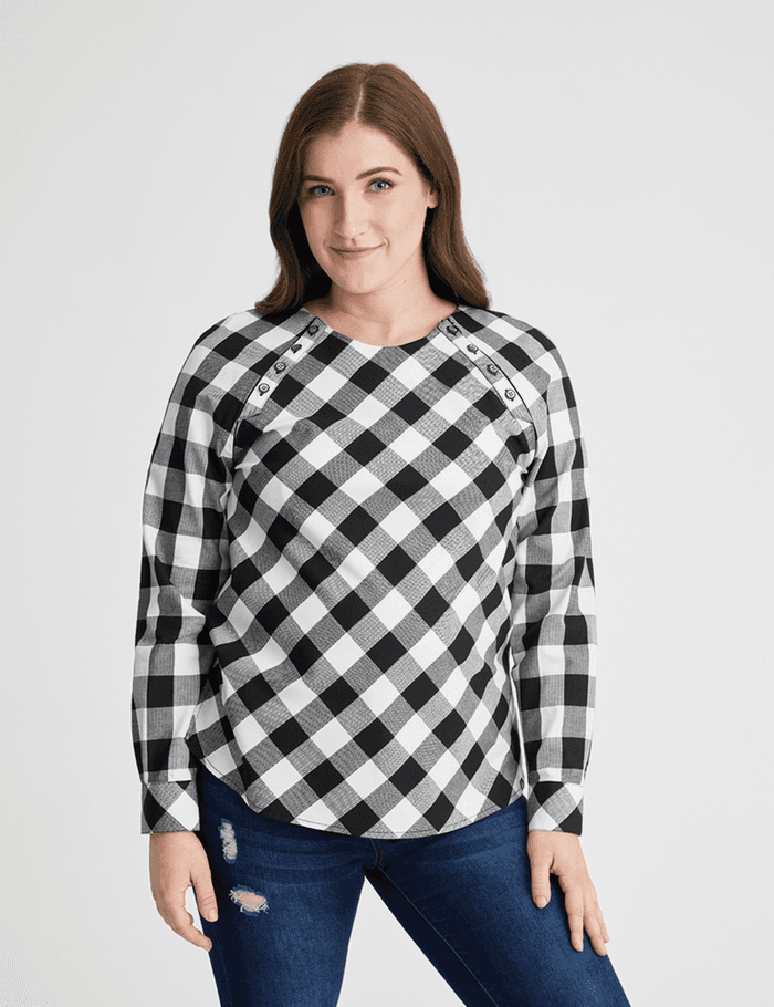 Chest-port access blouse for treatment