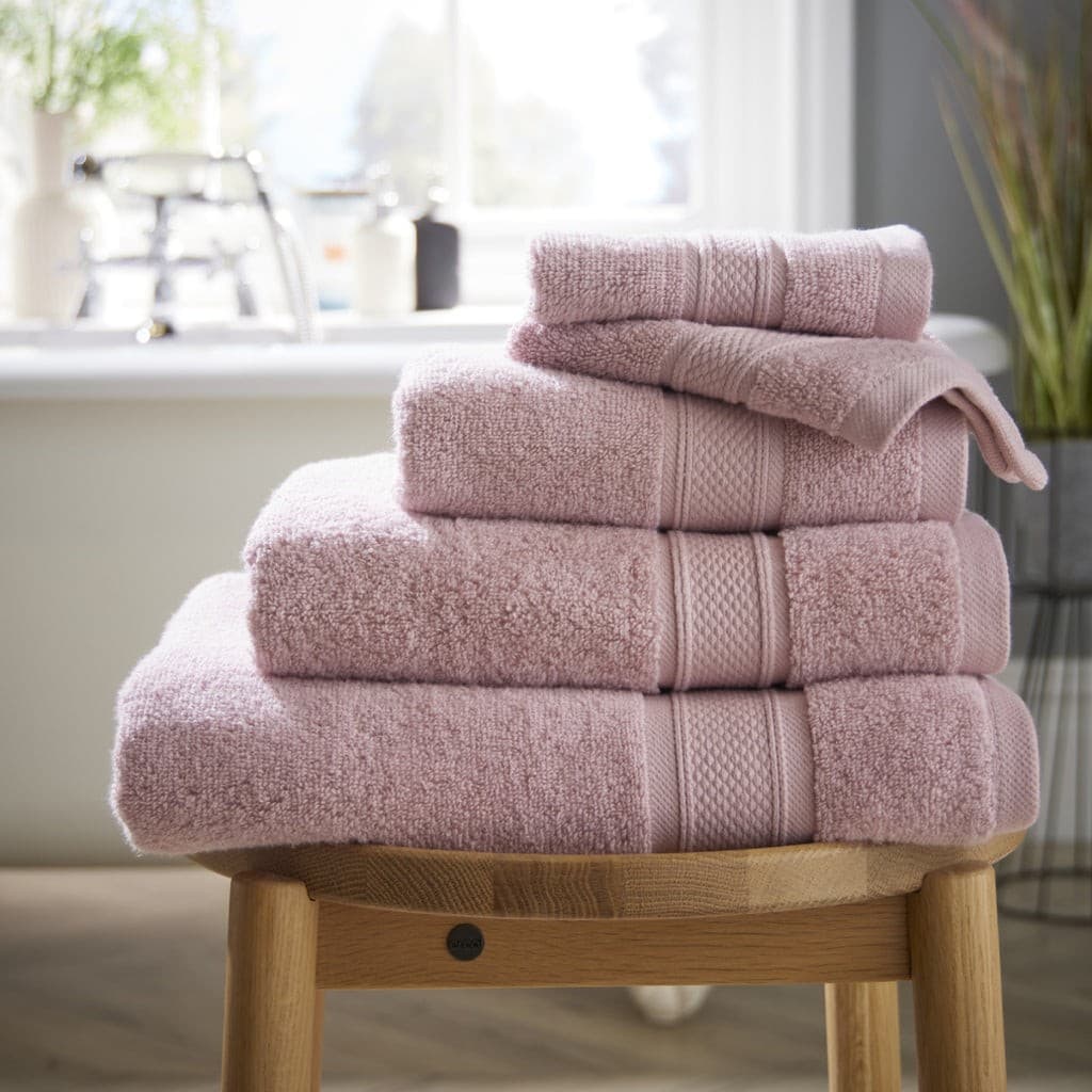 Dusky pink supremely soft zero-twist towel