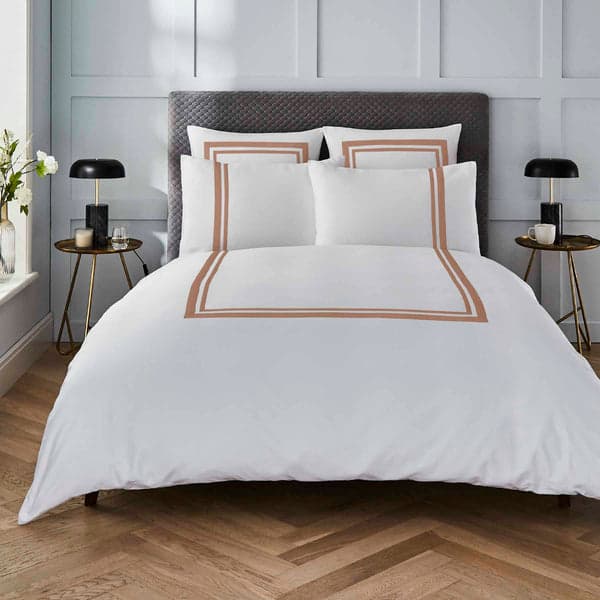 White duvet set with mocha appliqué band