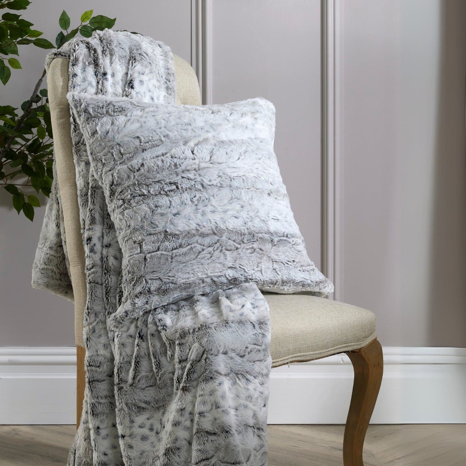 Grey snow-leopard faux-fur throw